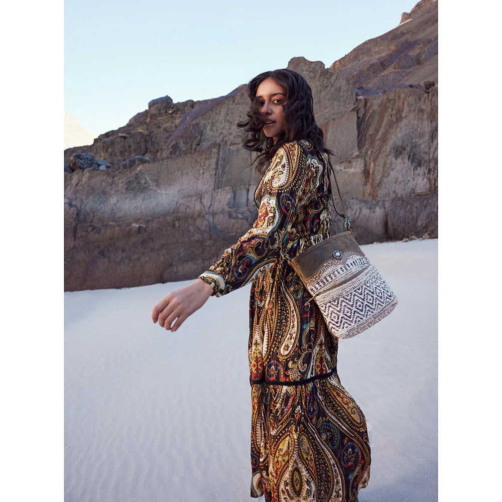 Myra Hispad Small & Crossbody Bag